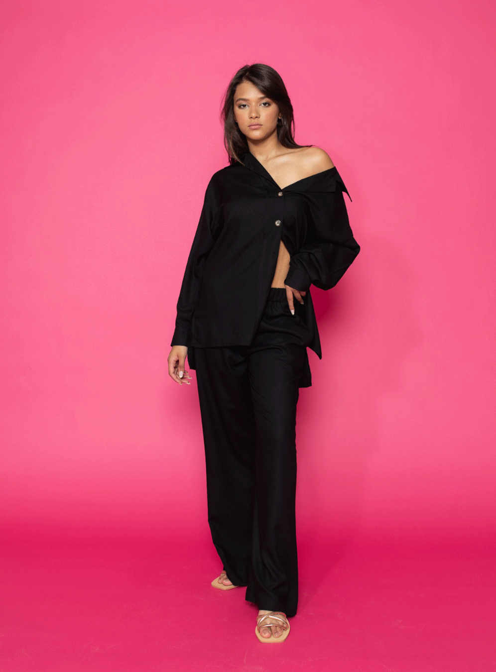 Long Sleeved Button Shirt Set In Black