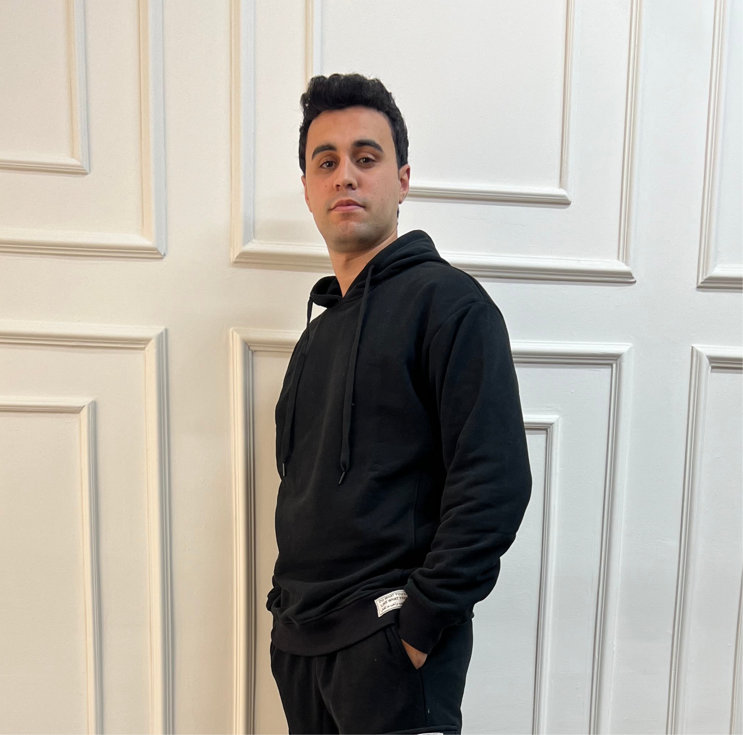 E-Comfy Hoodie with patch | Black