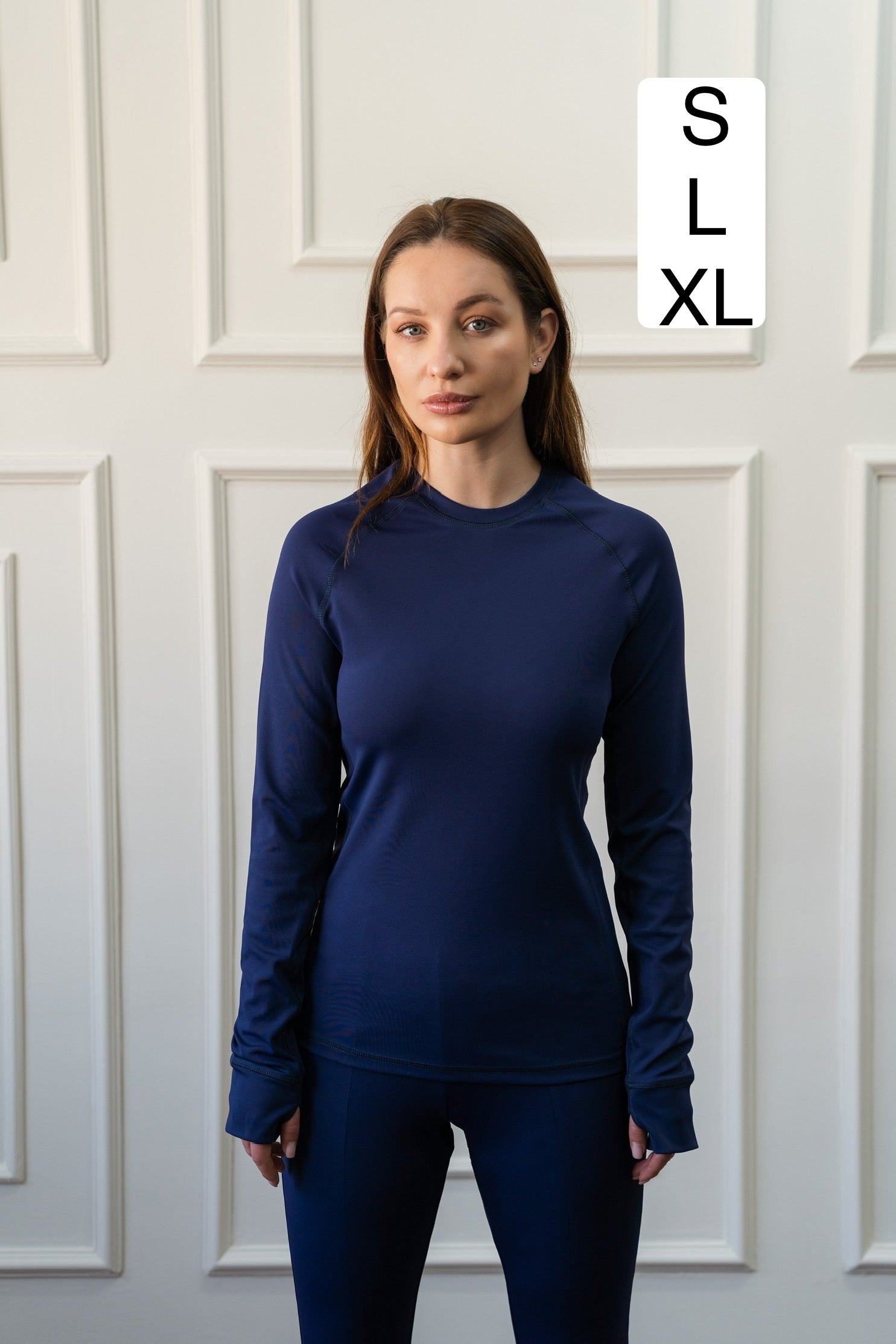 Sporty Thumbhole Top In Navy