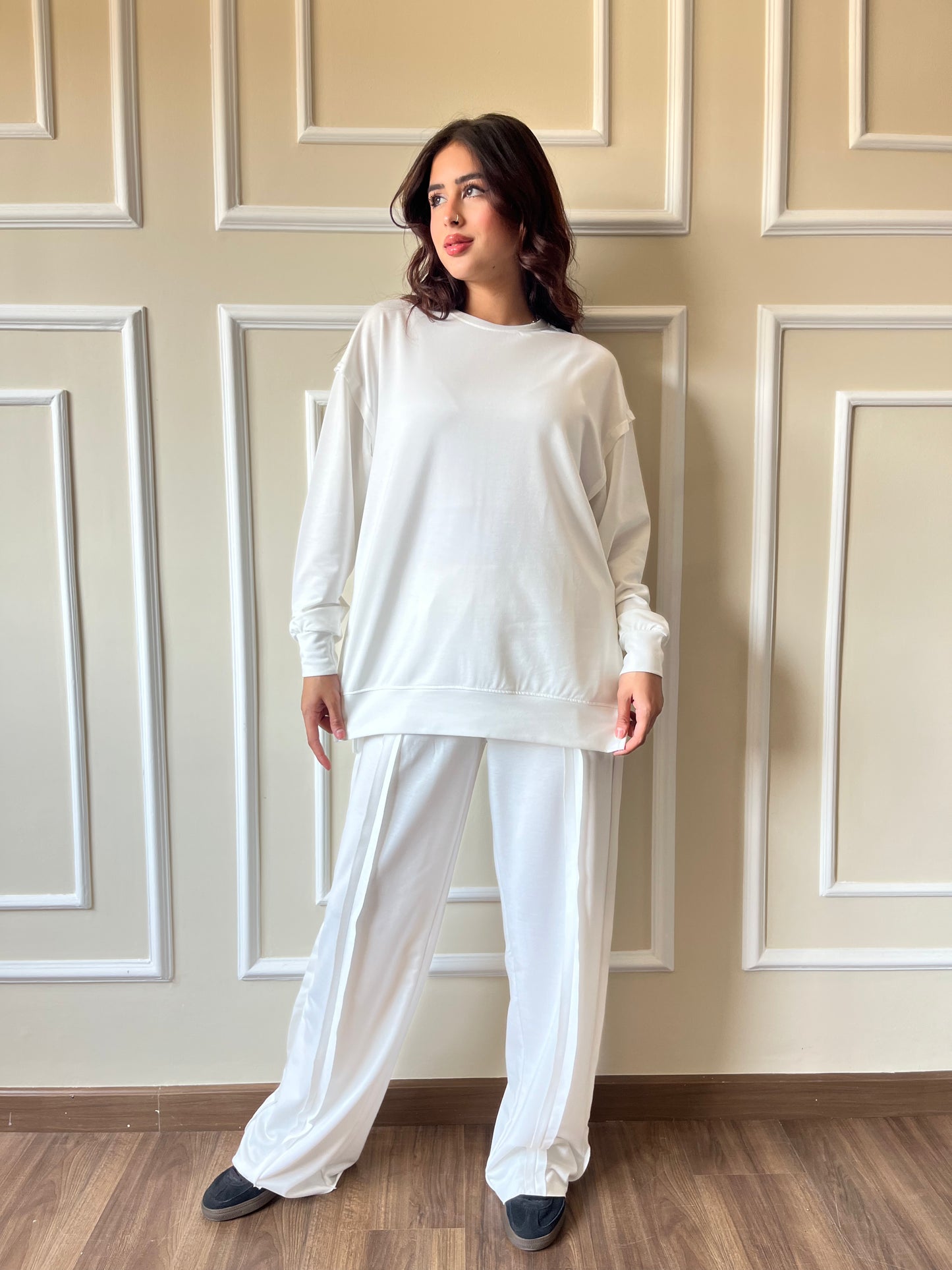 Raw Edge Sweetshirt Set In White