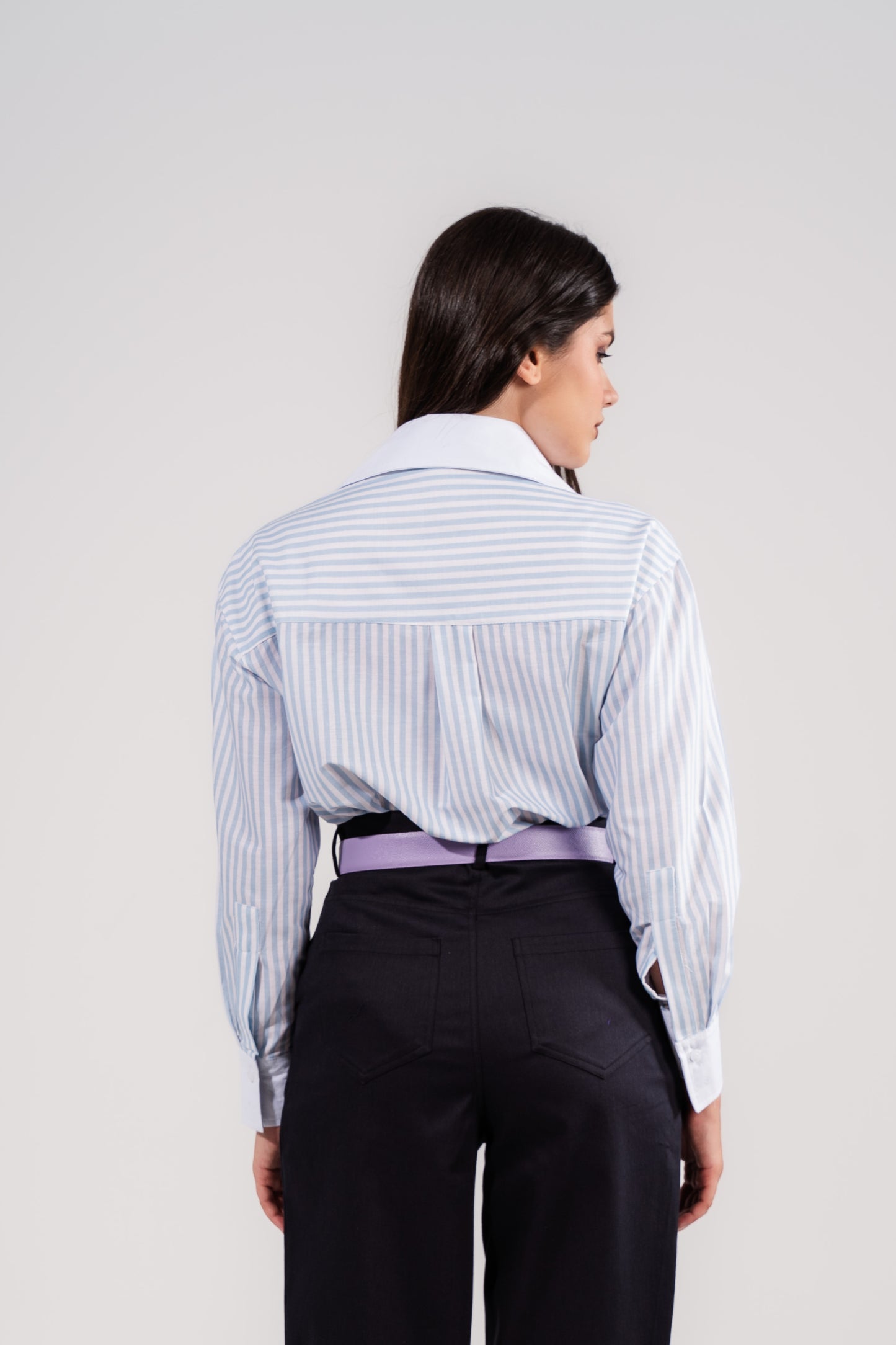 Mom Fit Trousers In Black