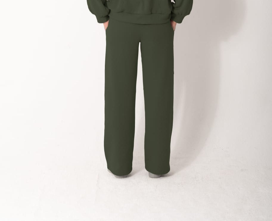 Soft Bomber Pants In Olive