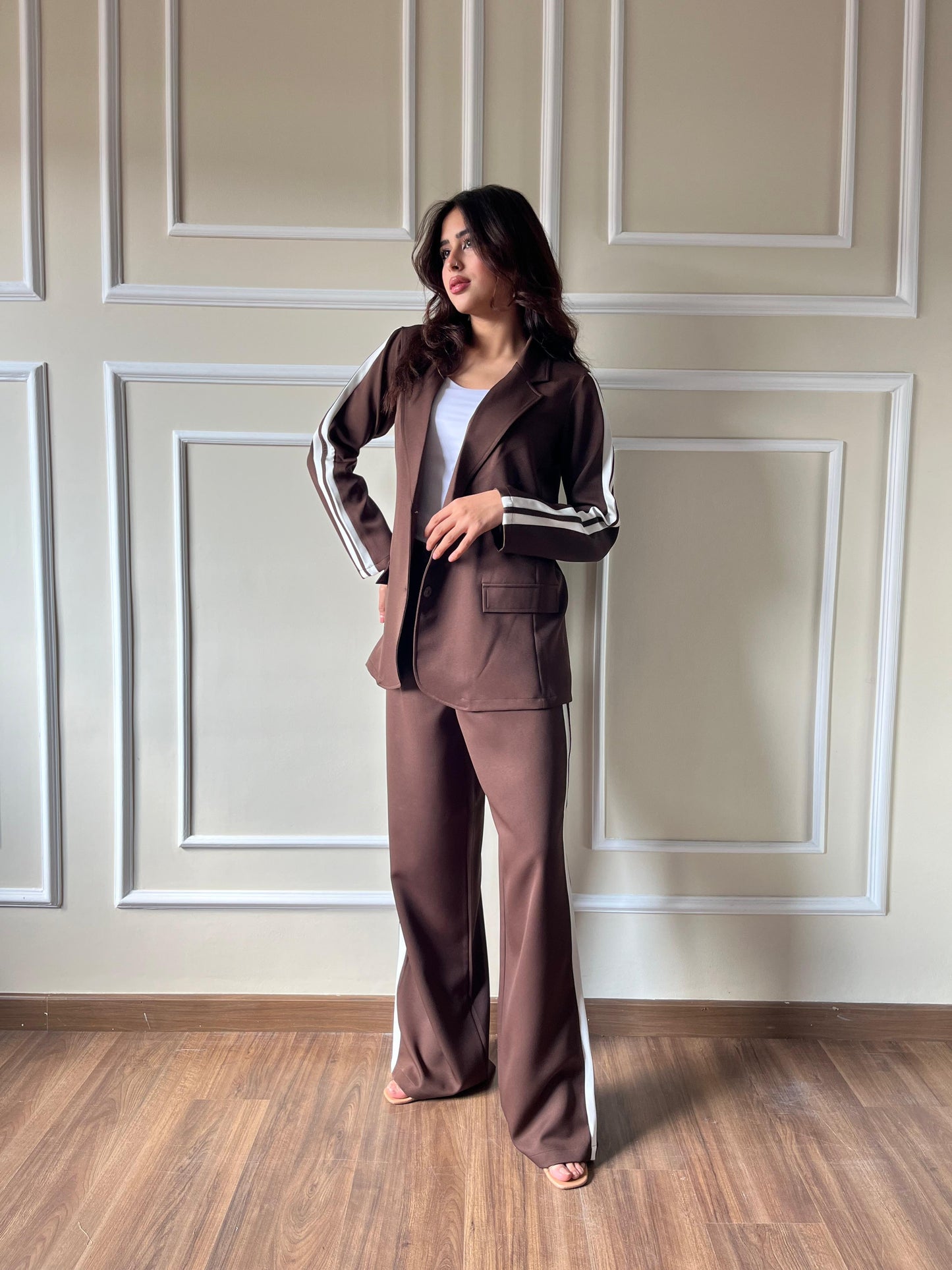 Side Strrip Blazer Set | Brown