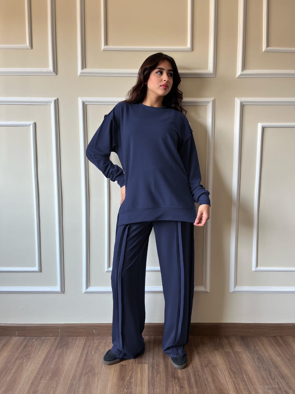 Raw Edge Sweetshirt Set In Navy
