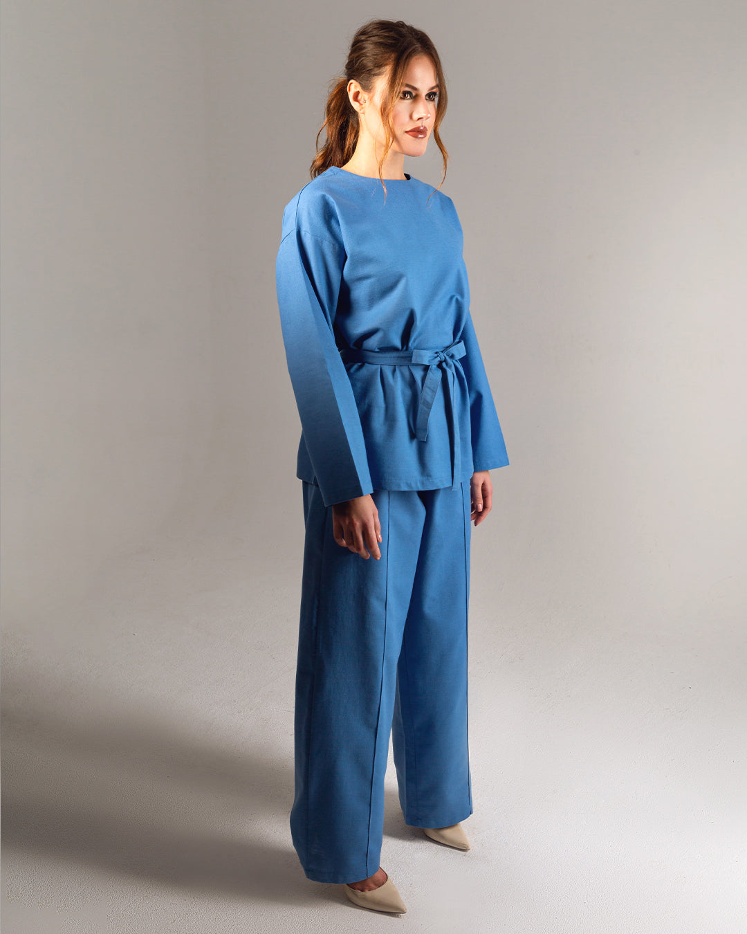 Wrapped Bow Linen Set in Blue
