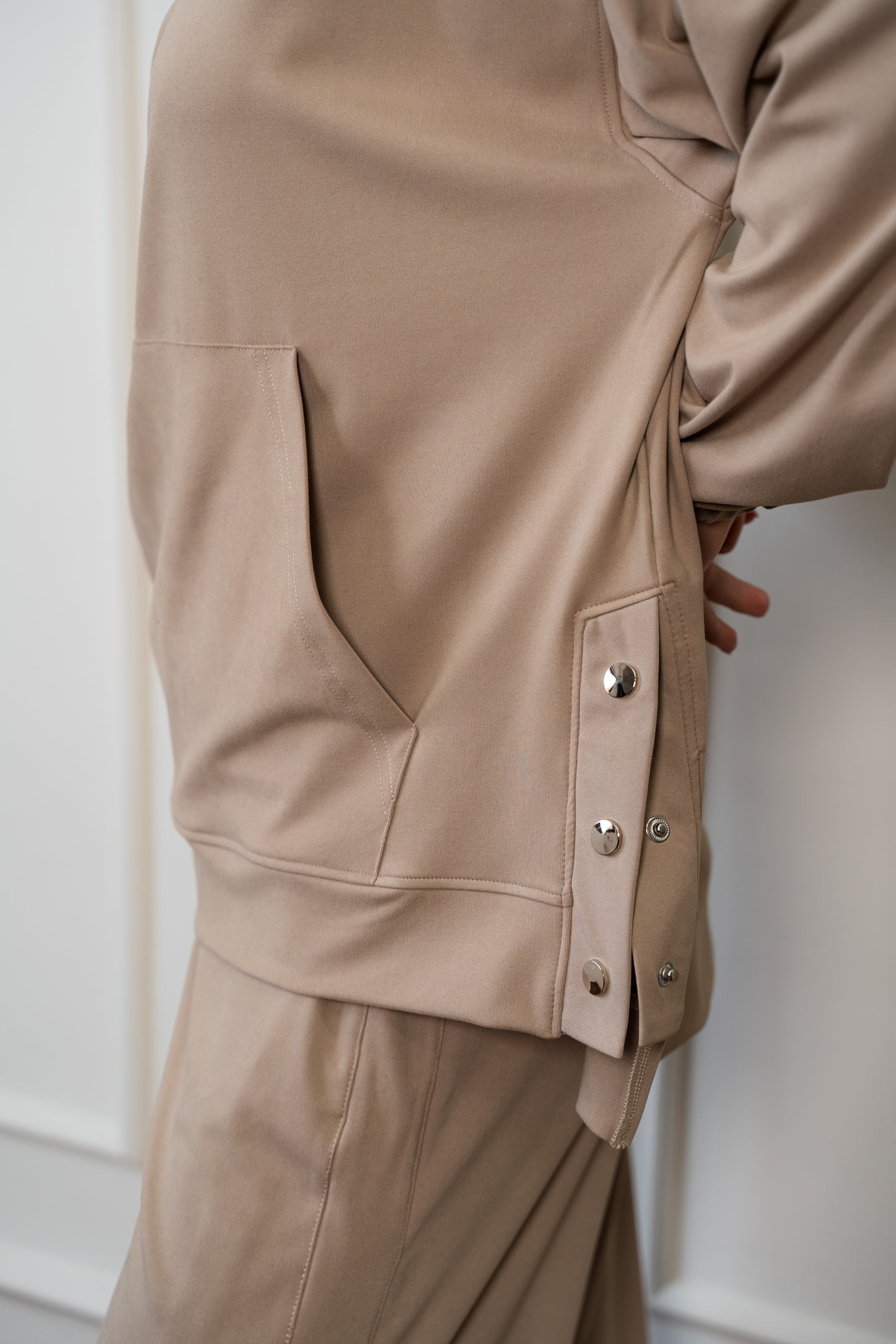 Elastic Buttons Hoodie In Beige