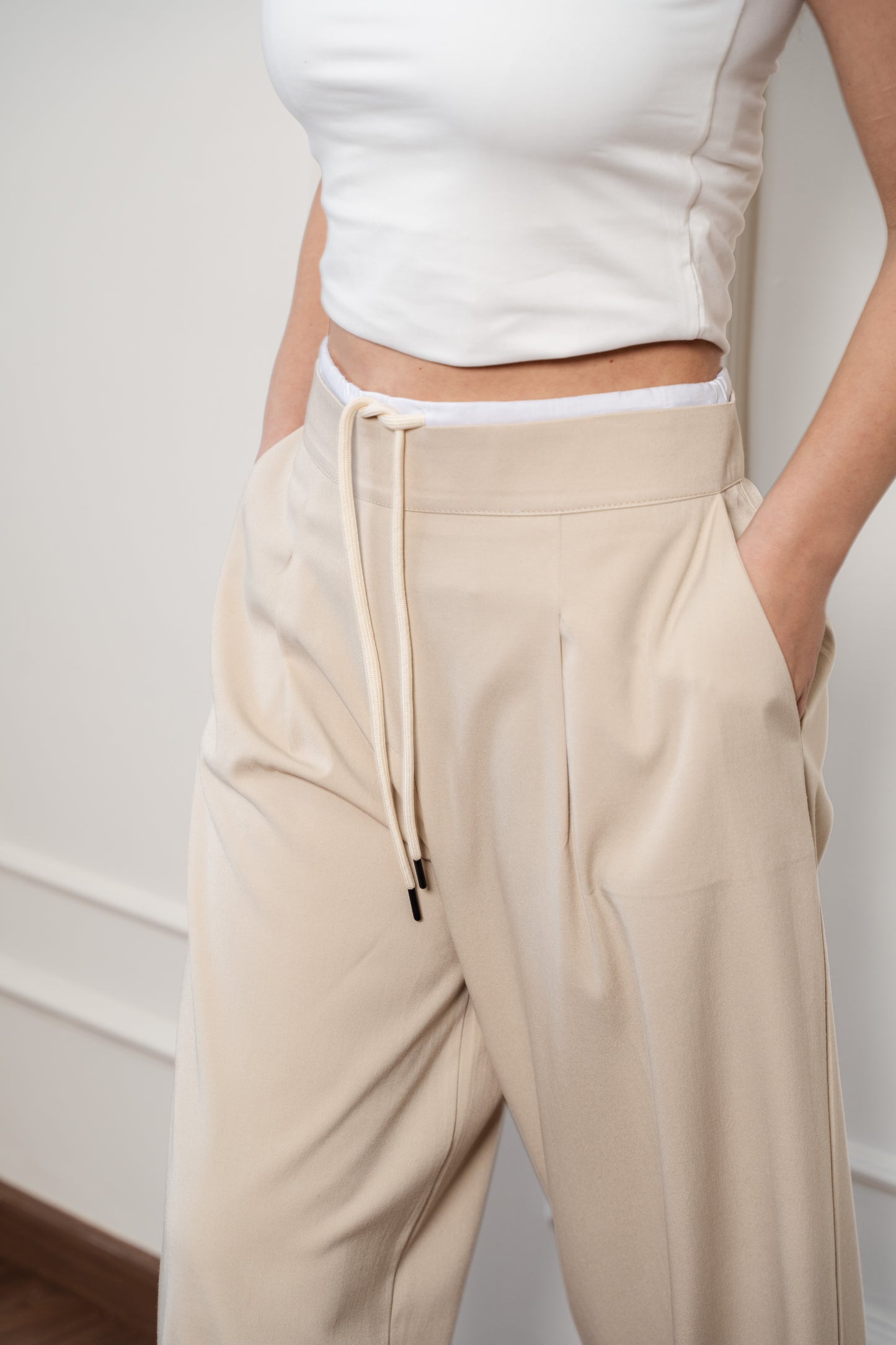 Boxer Trousers In Beige