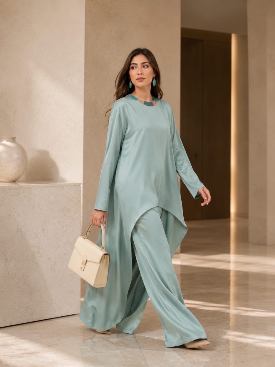 Loose irregular set