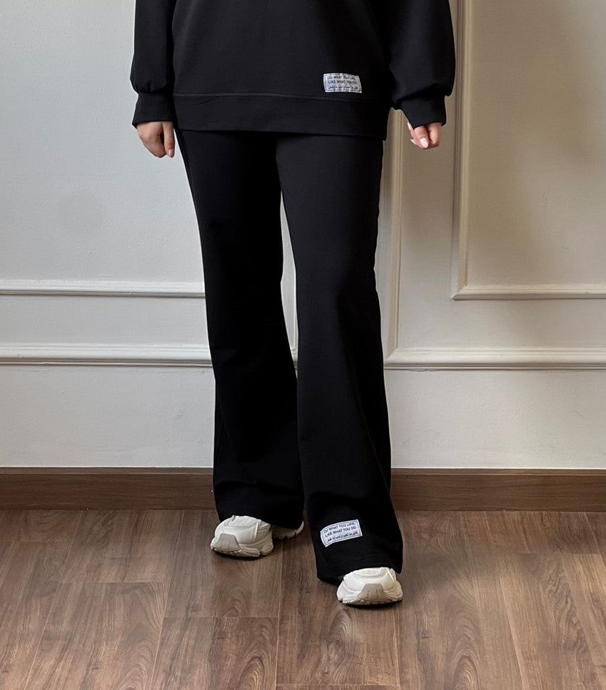 Wide-Leg Pants With Patch In Black