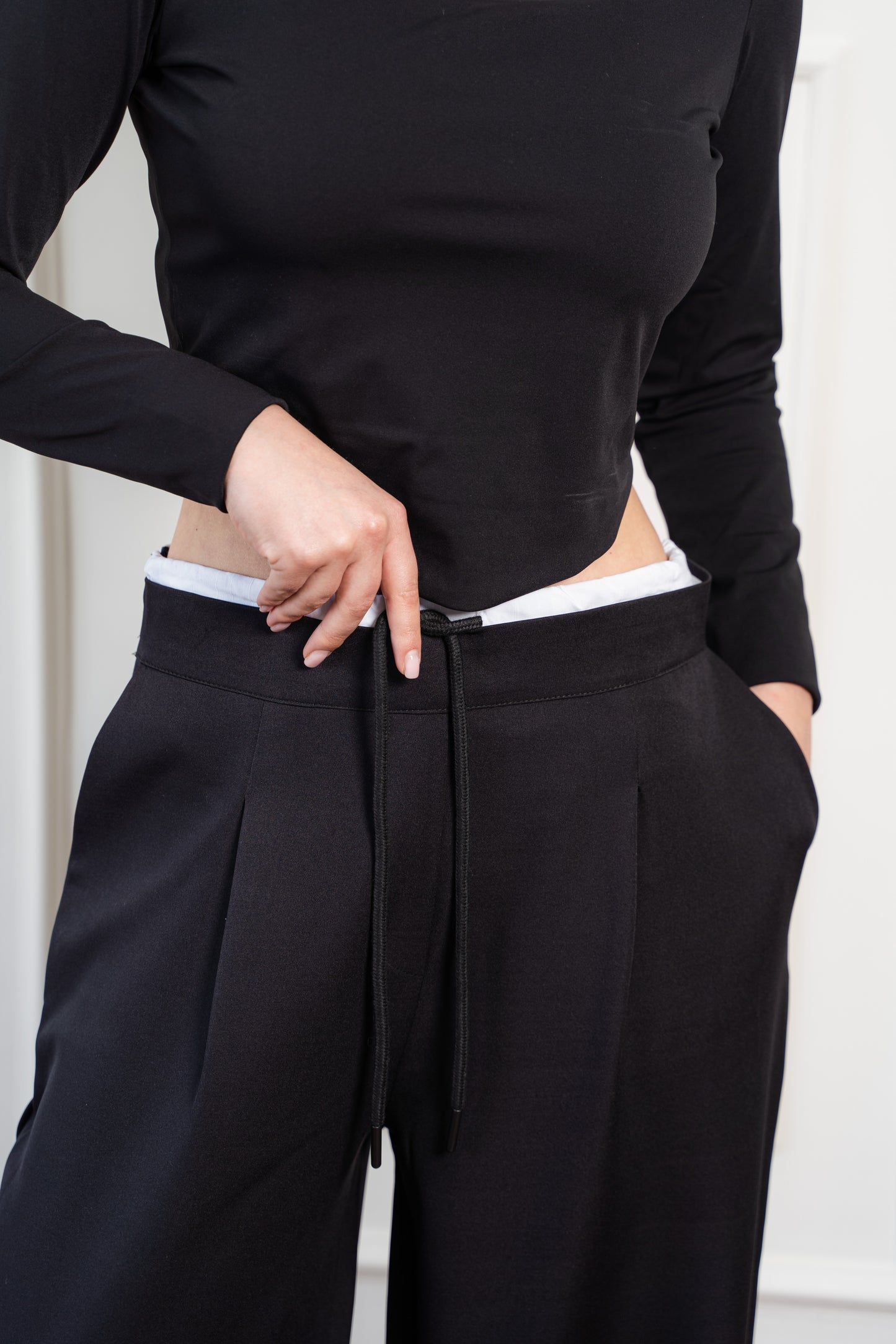 Boxer Trousers In Black