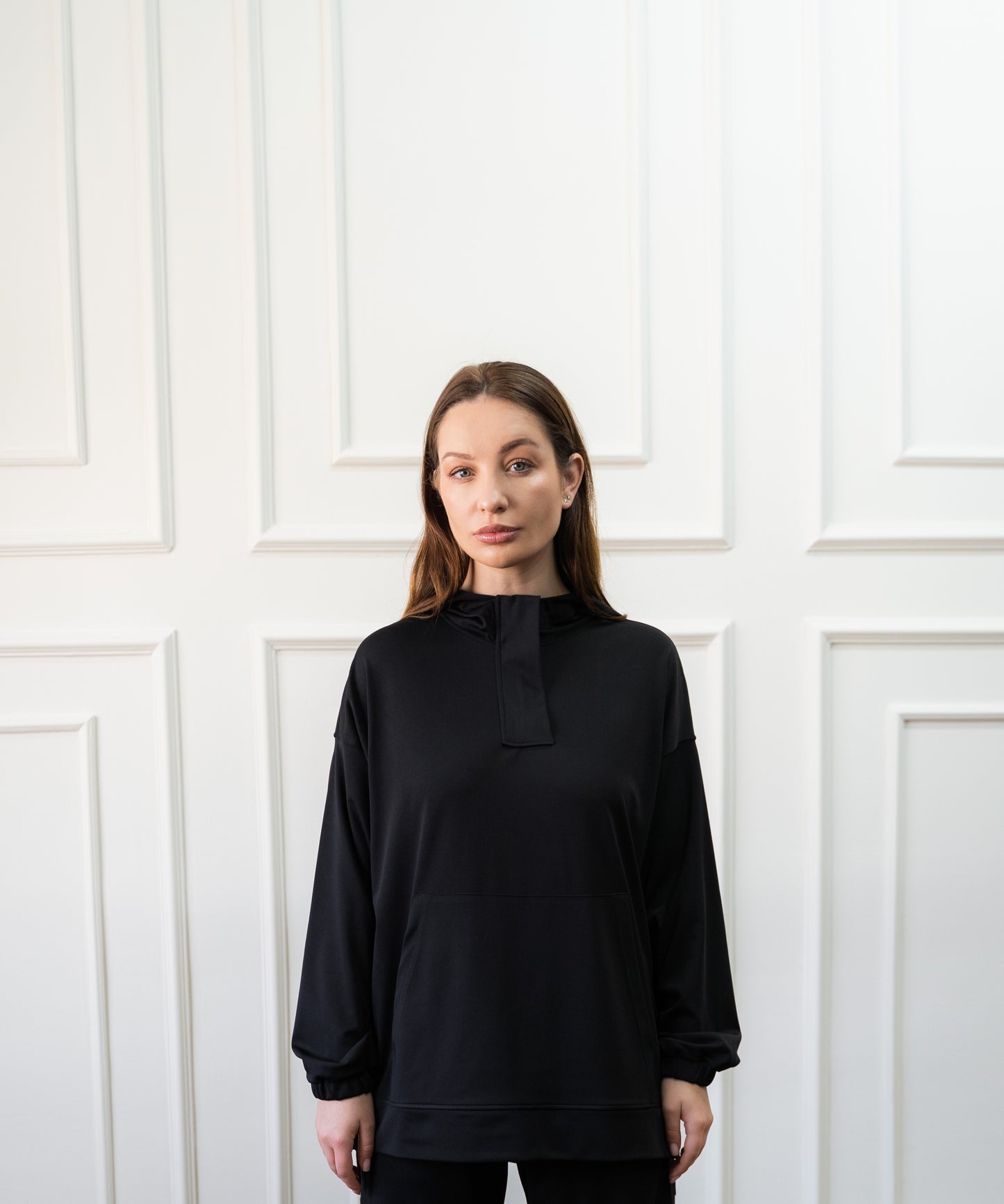 Elastic Buttons Hoodie In Black