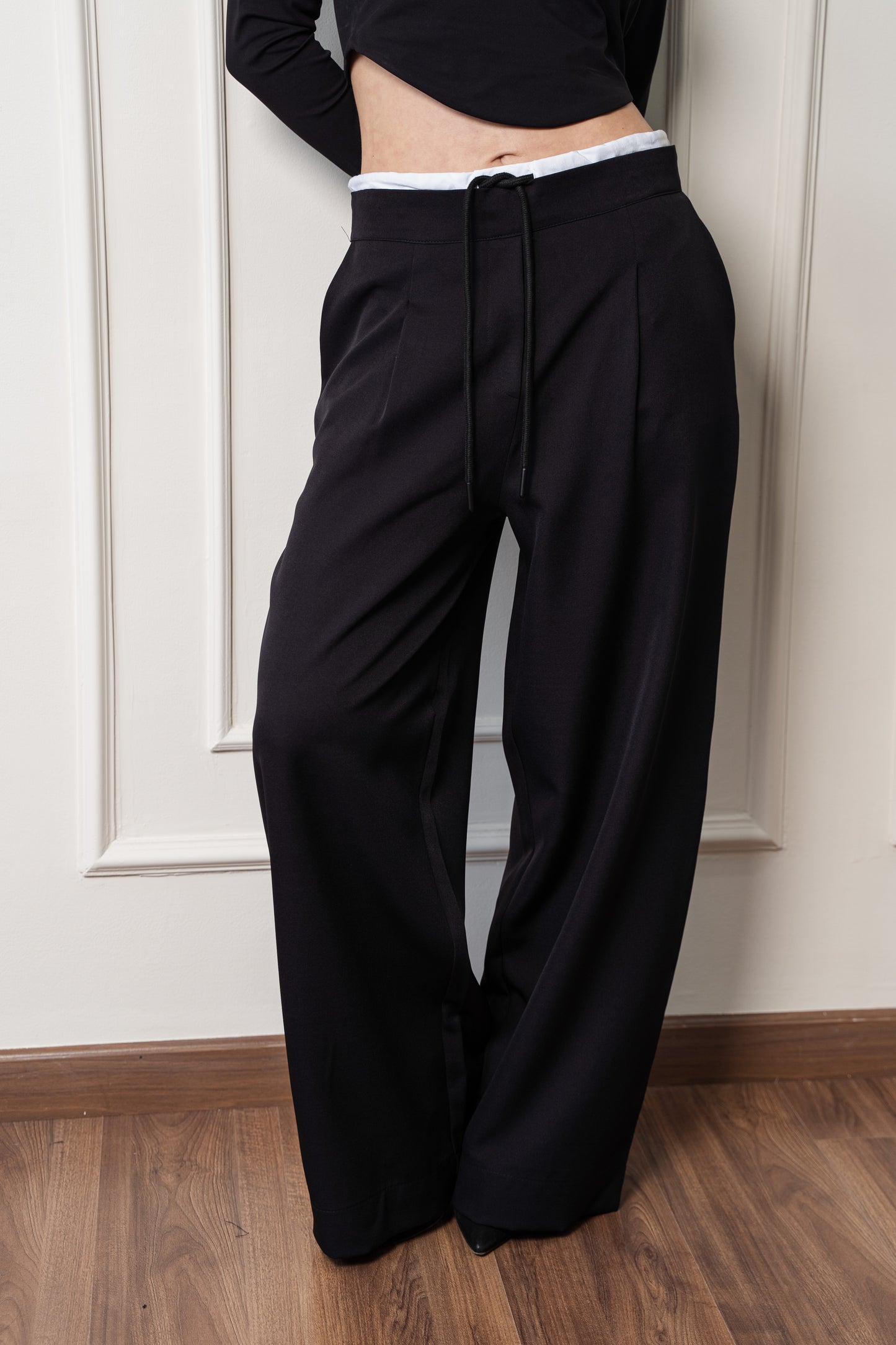 Boxer Trousers In Black