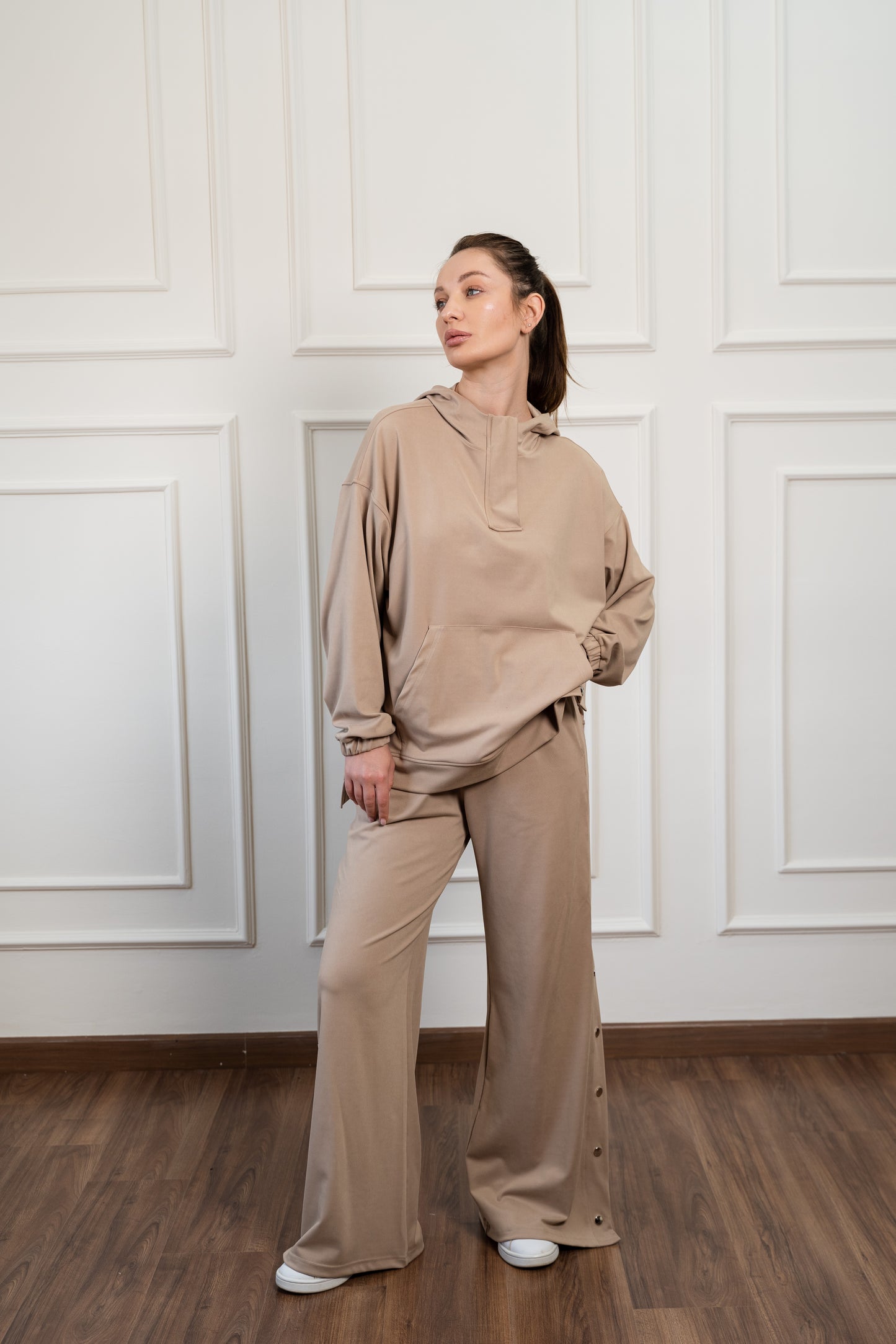 Wide Leg Side Buttons Set In Beige