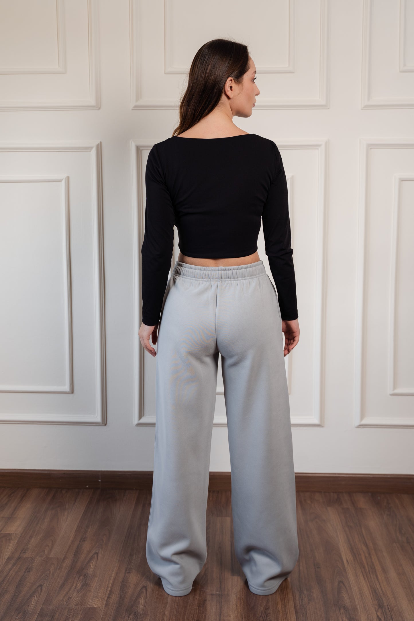 L-I- Wide-Leg Sweatpants in Fleece | Gray