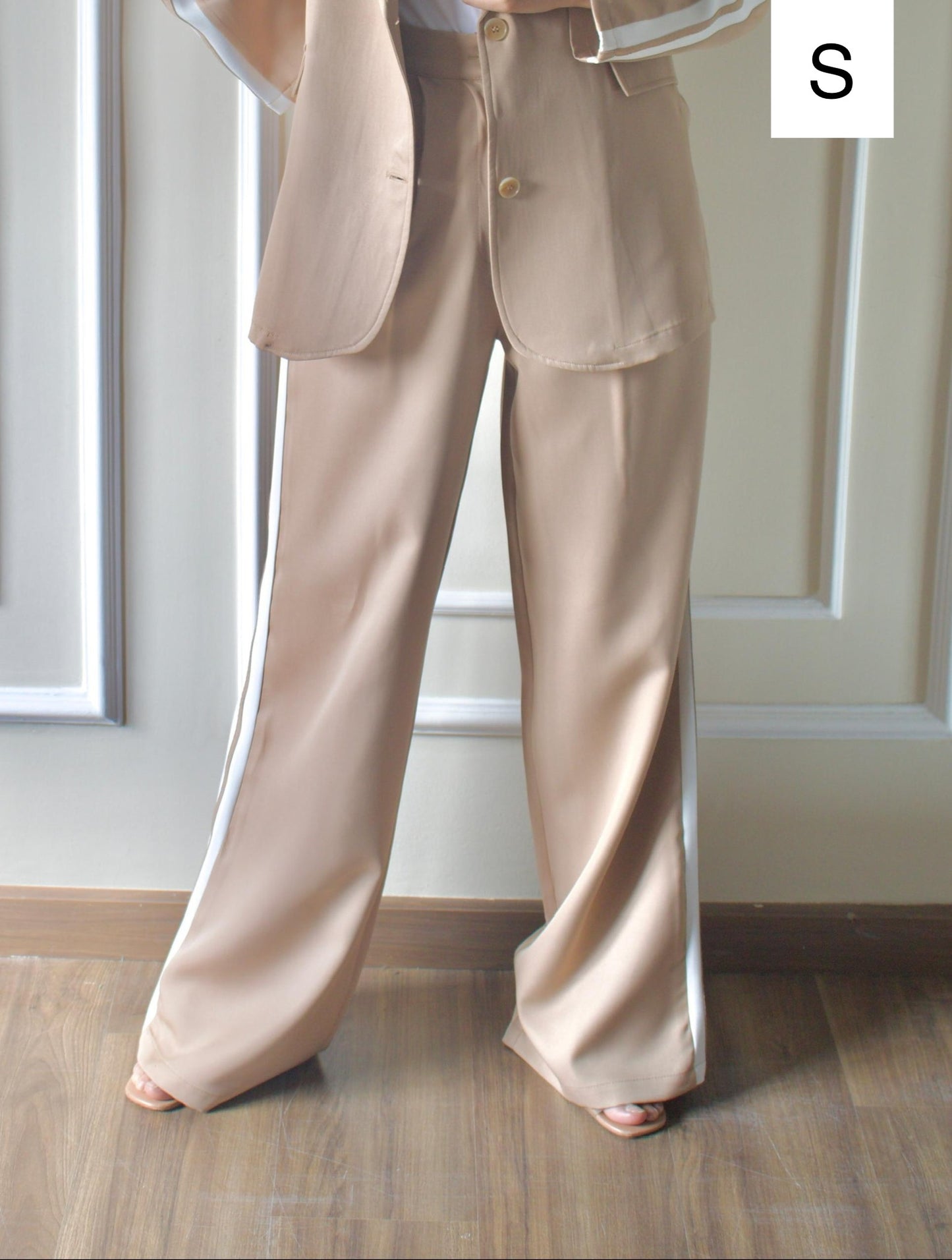 Side Strip Pants| Beige