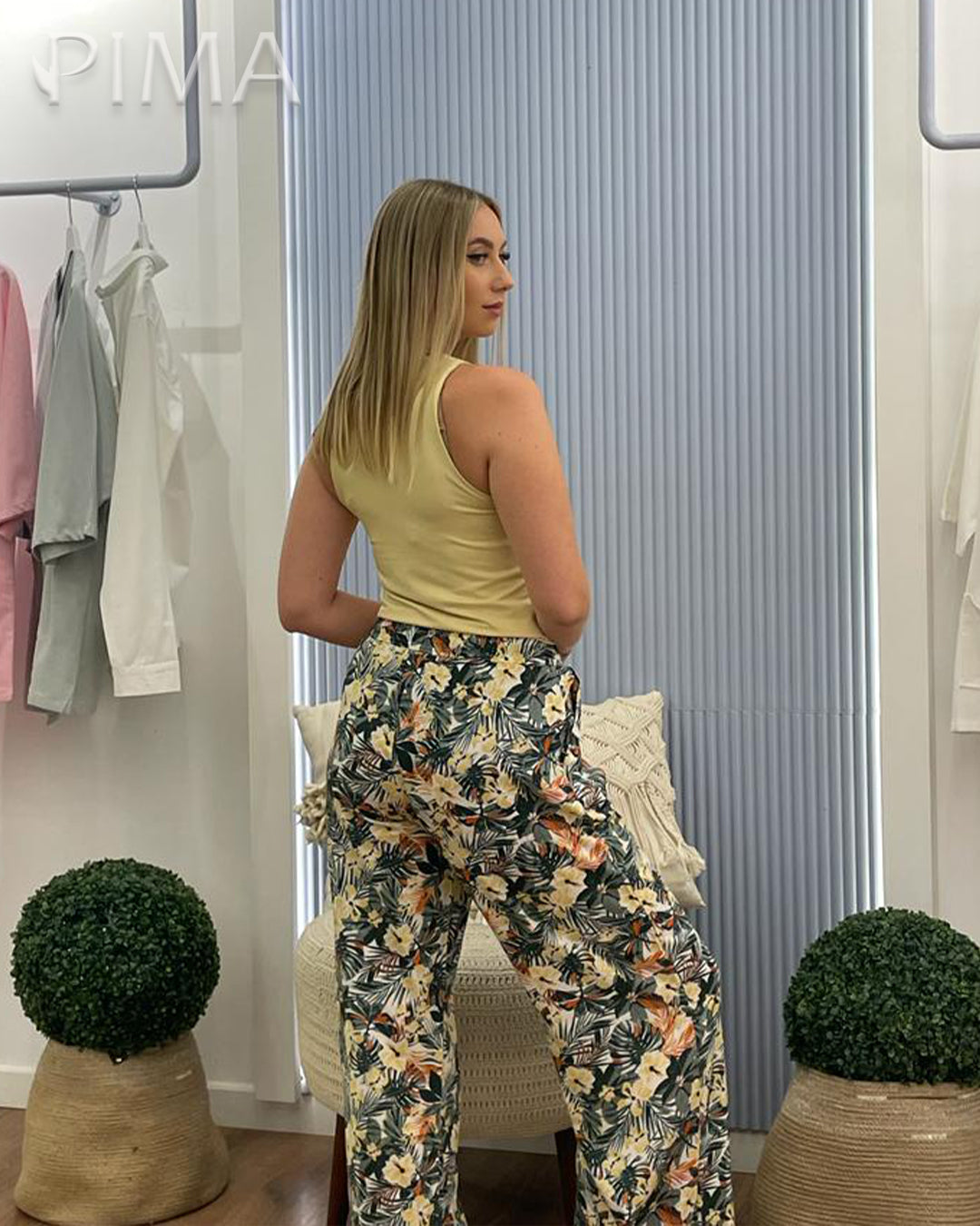 Printed Wide leg Pants In Green