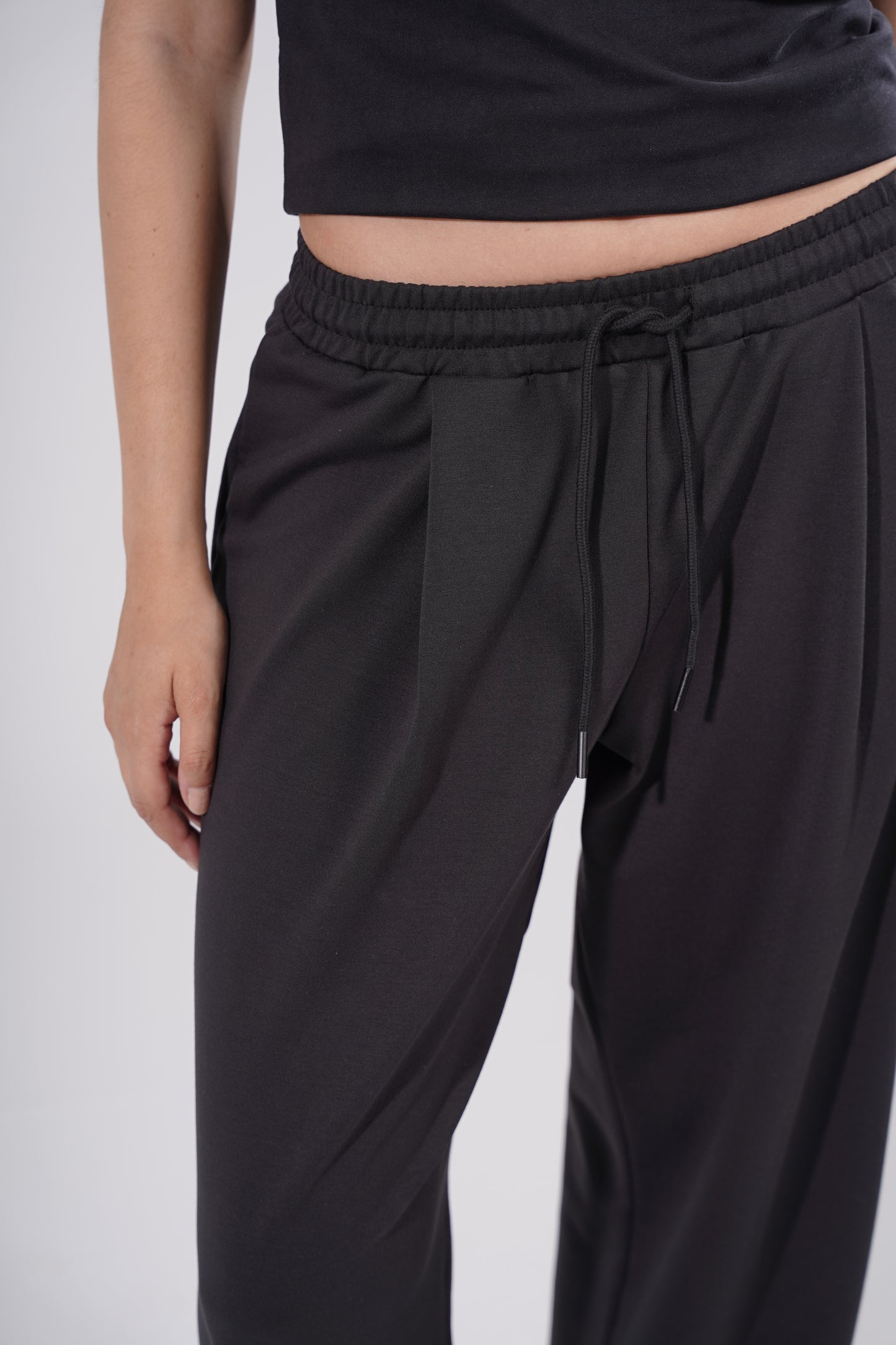 Dart Trousers| Black