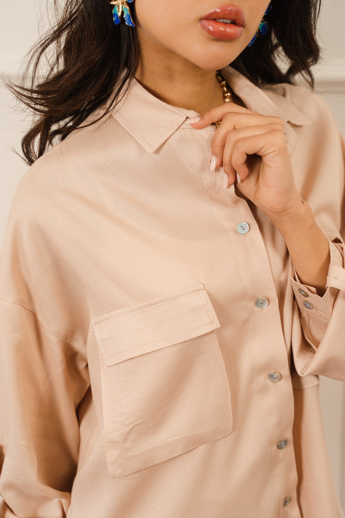 Flowy Shirt Set In Beige
