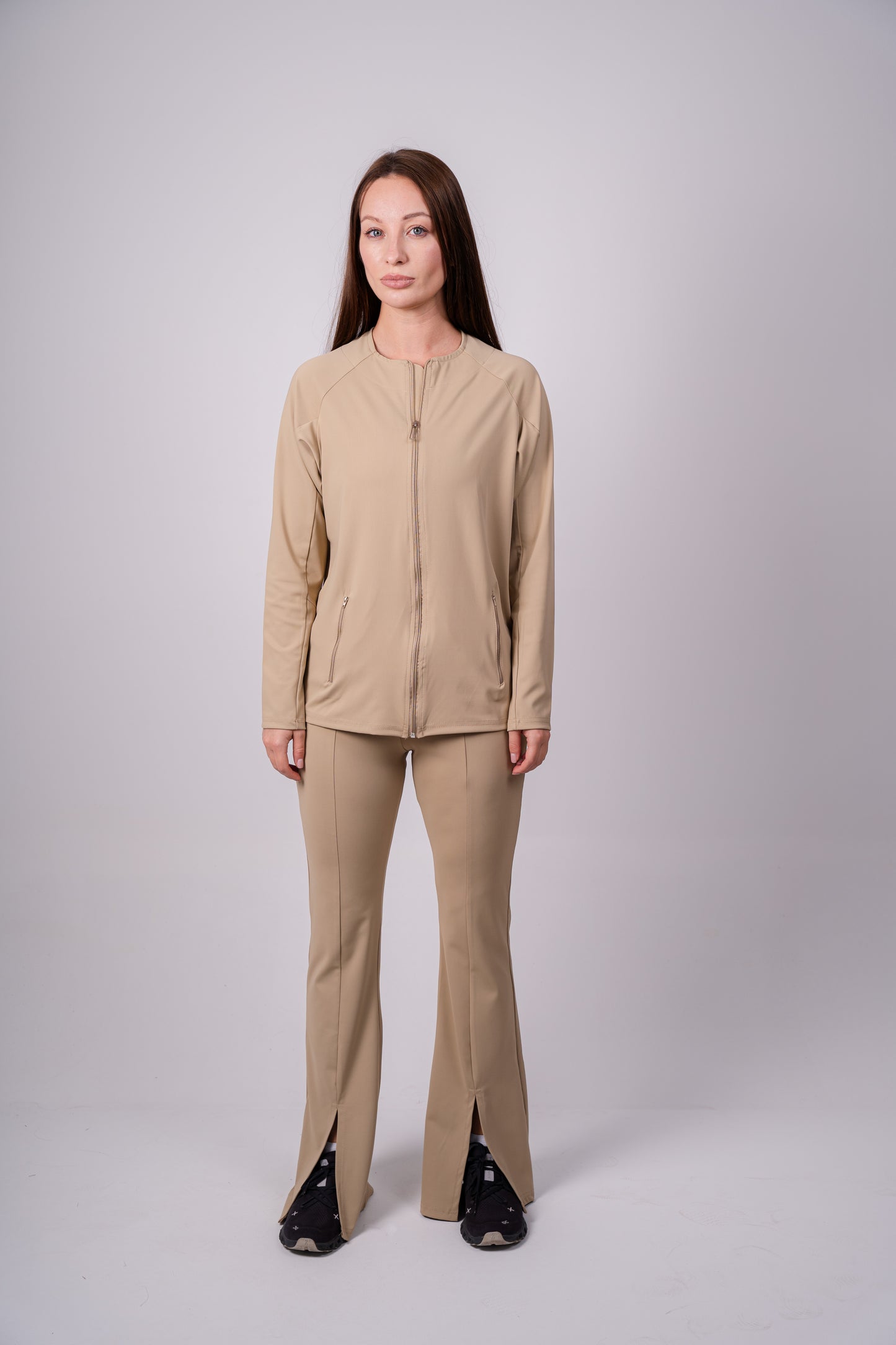 Sporty Flare Basic Top | Beige