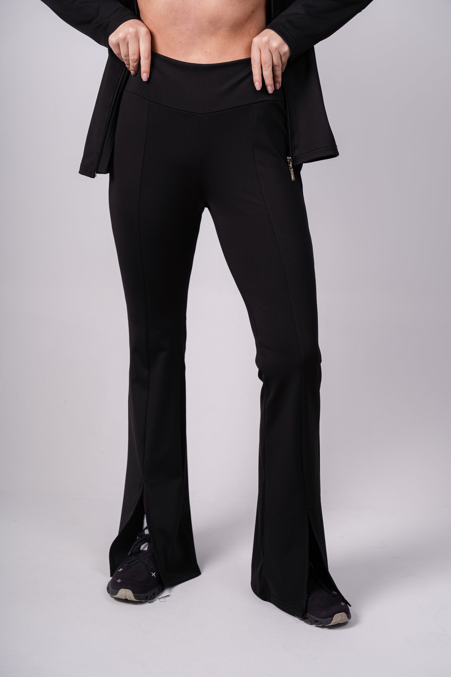 Sporty Flare pants | Black