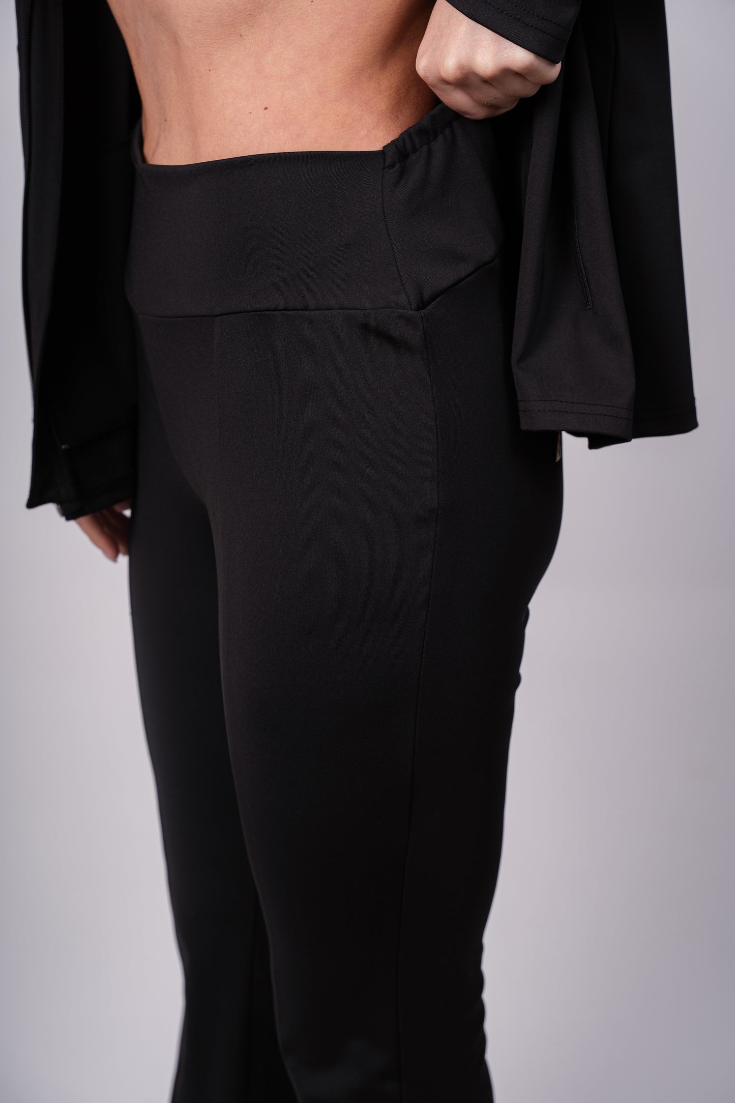 Sporty Flare pants | Black