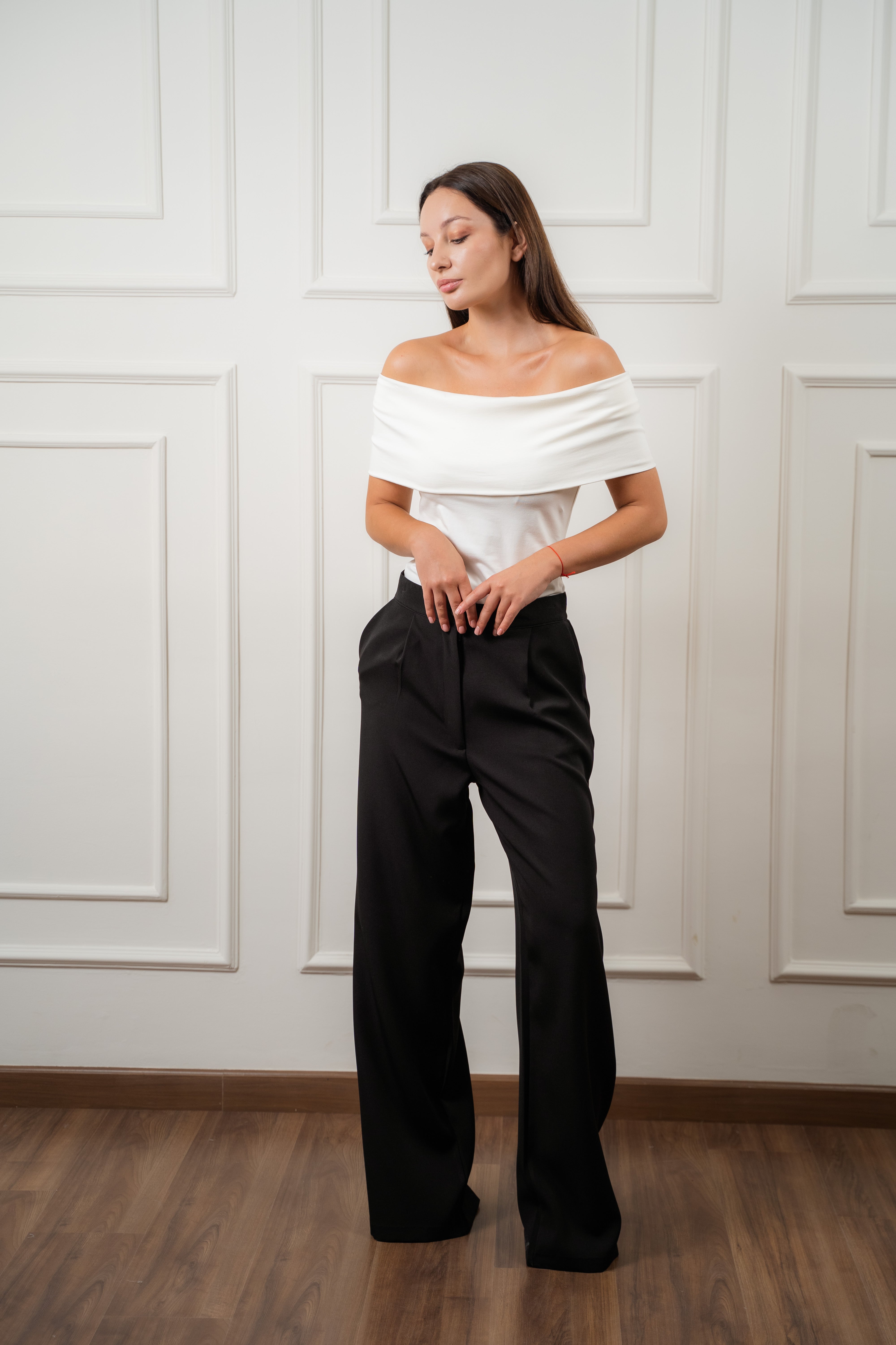 Off The Shoulder Top / Off-White