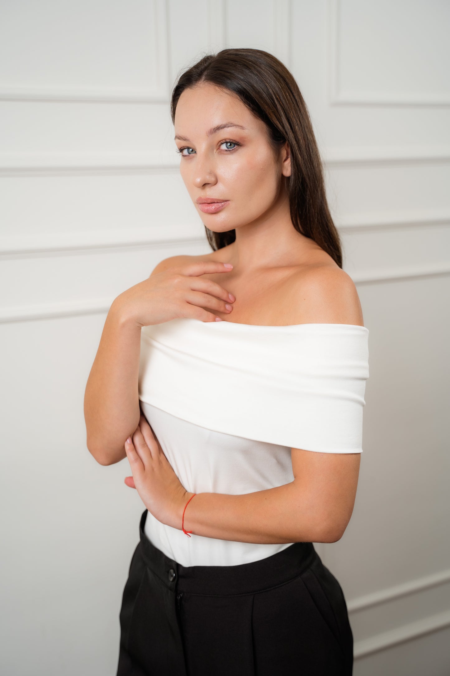 Off The Shoulder Top / Off-White