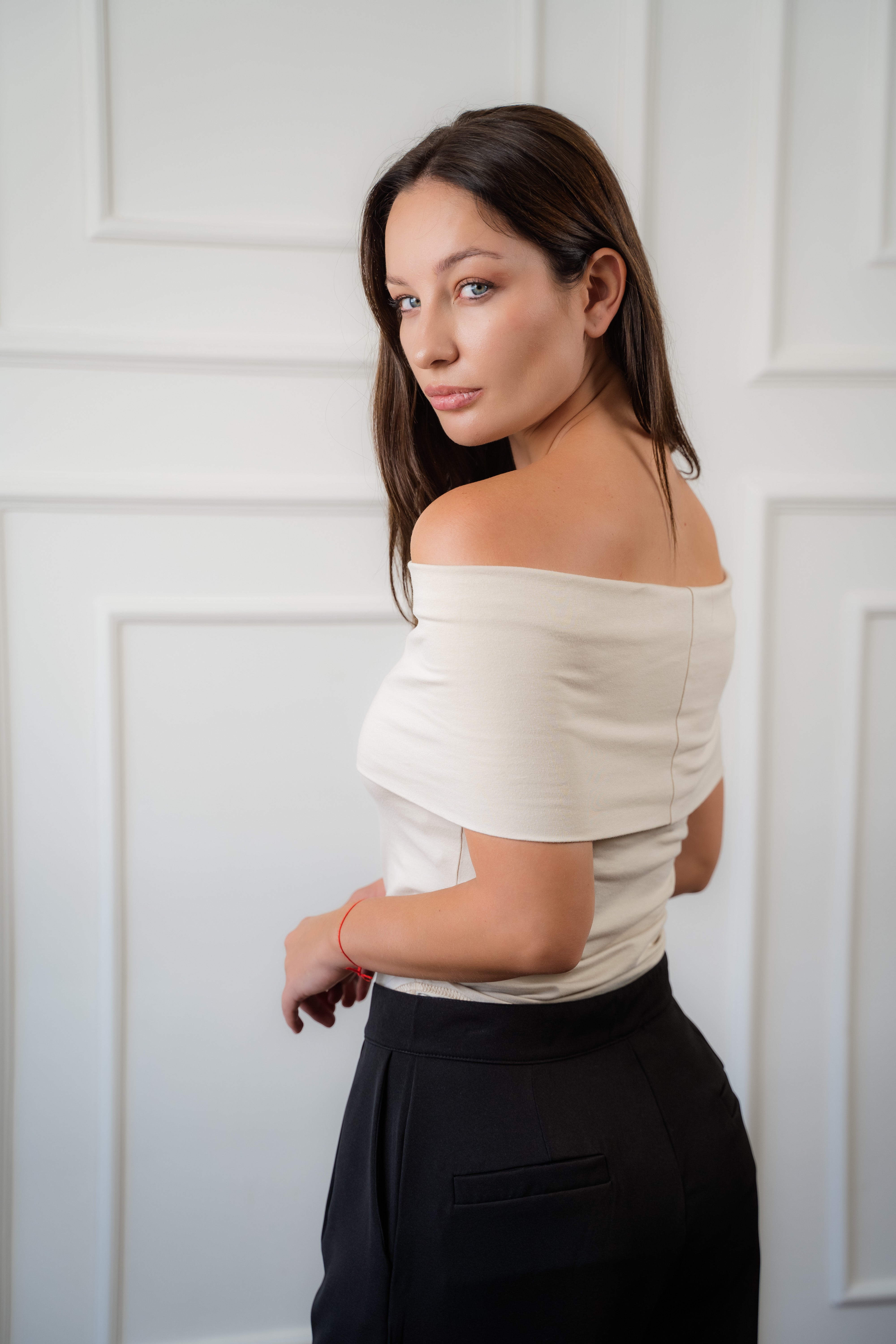 Off The Shoulder Top / Biege