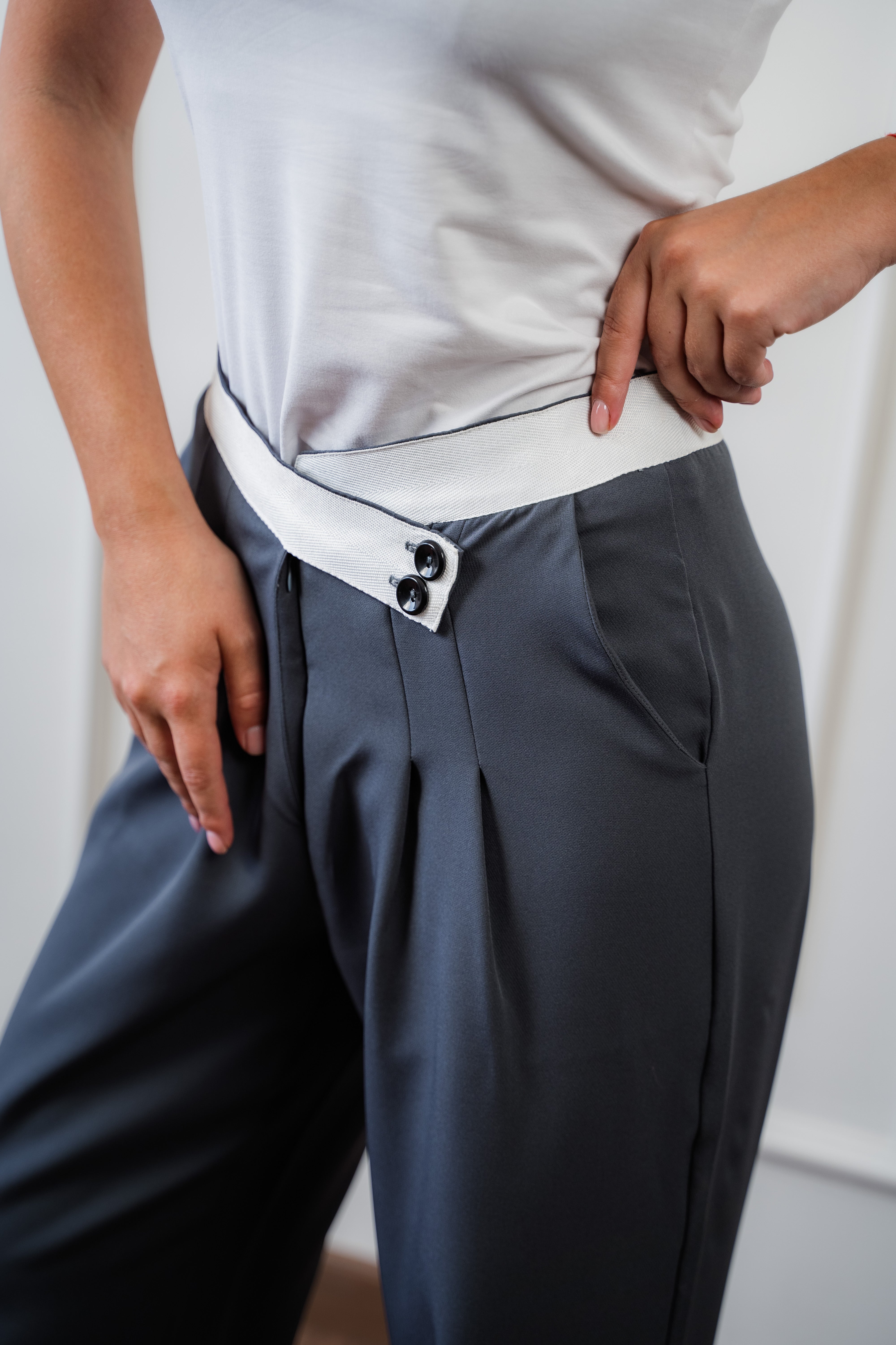Cross Belt Pants