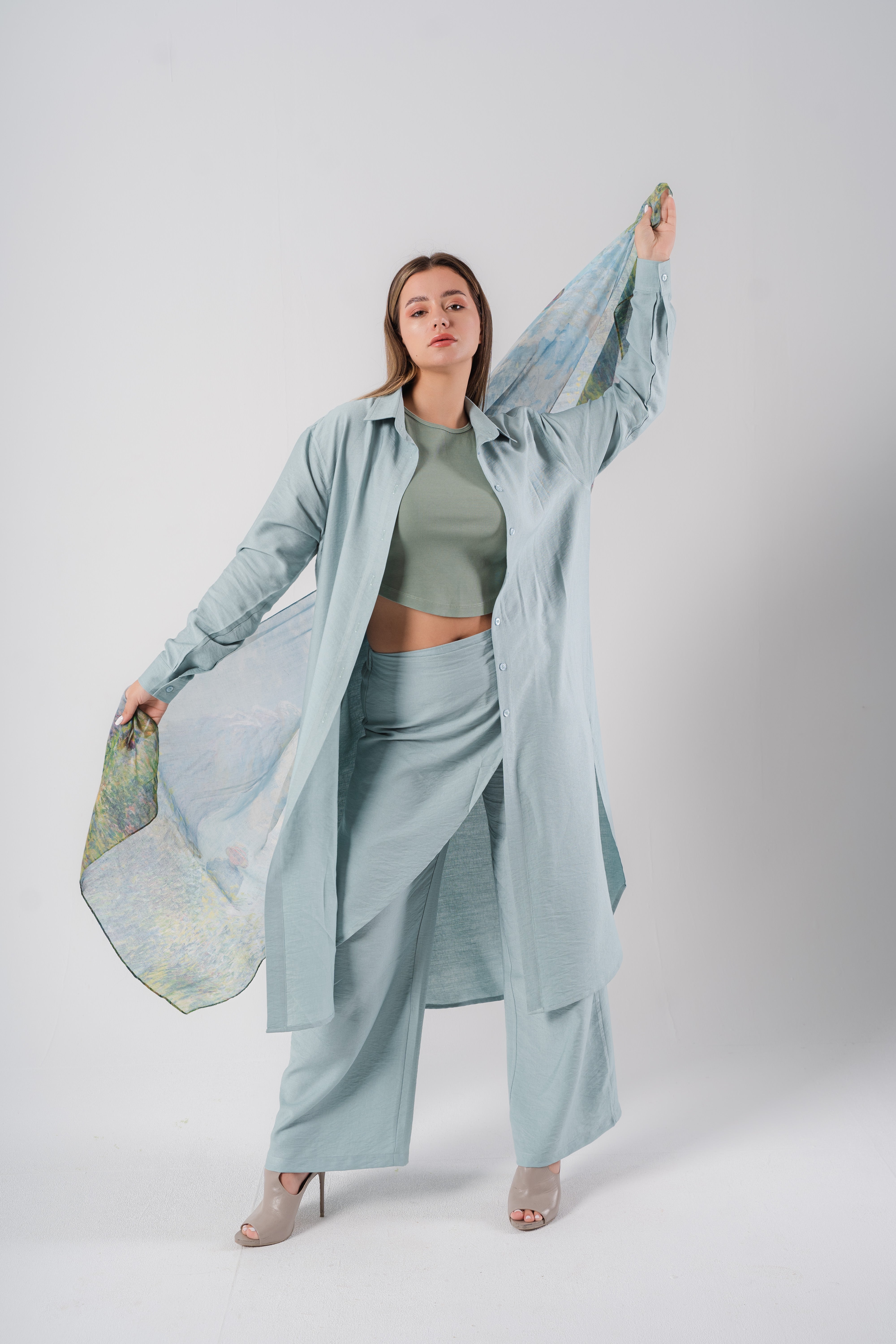 L-I - Long Linen Shirt