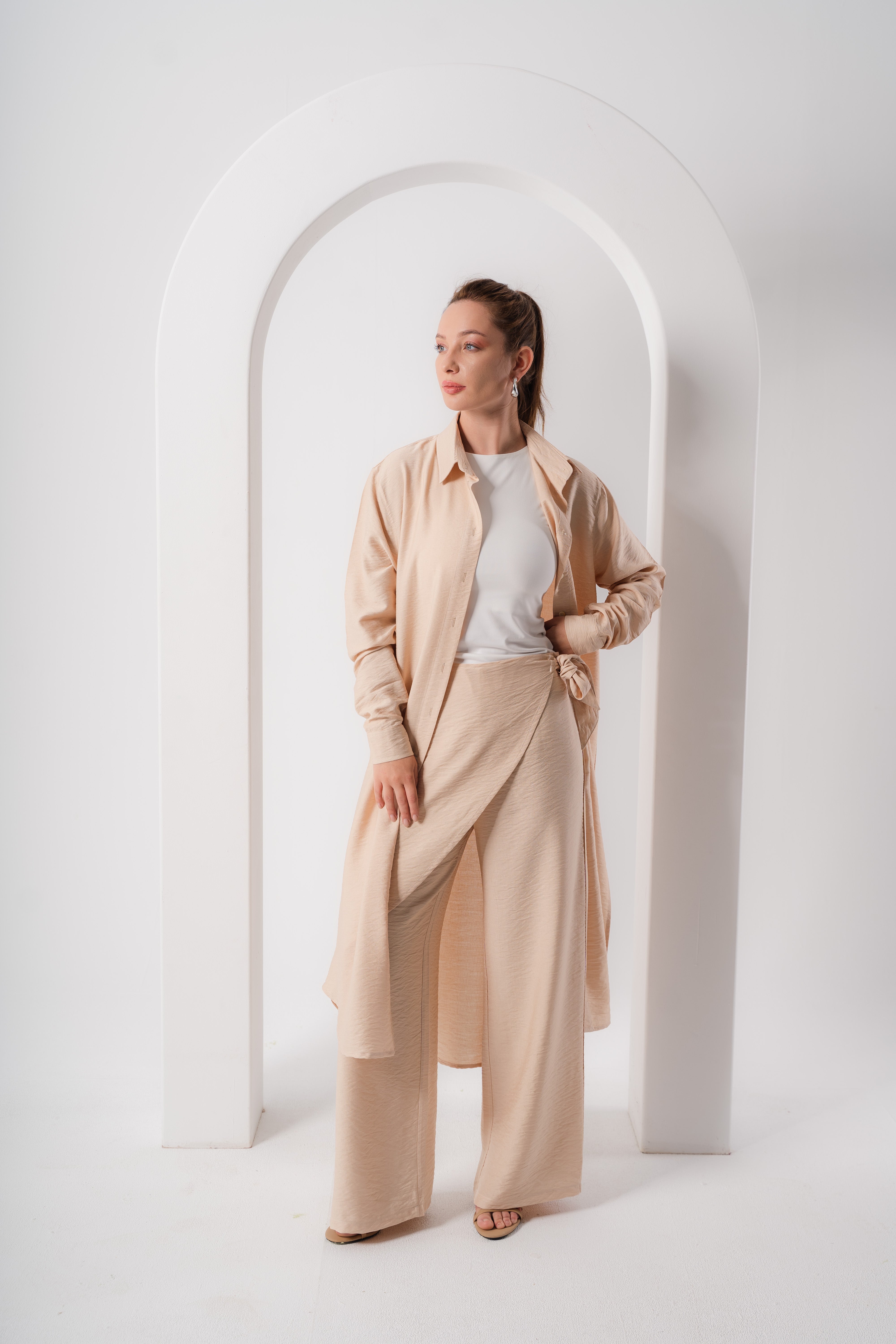 L-I - Long Linen Shirt