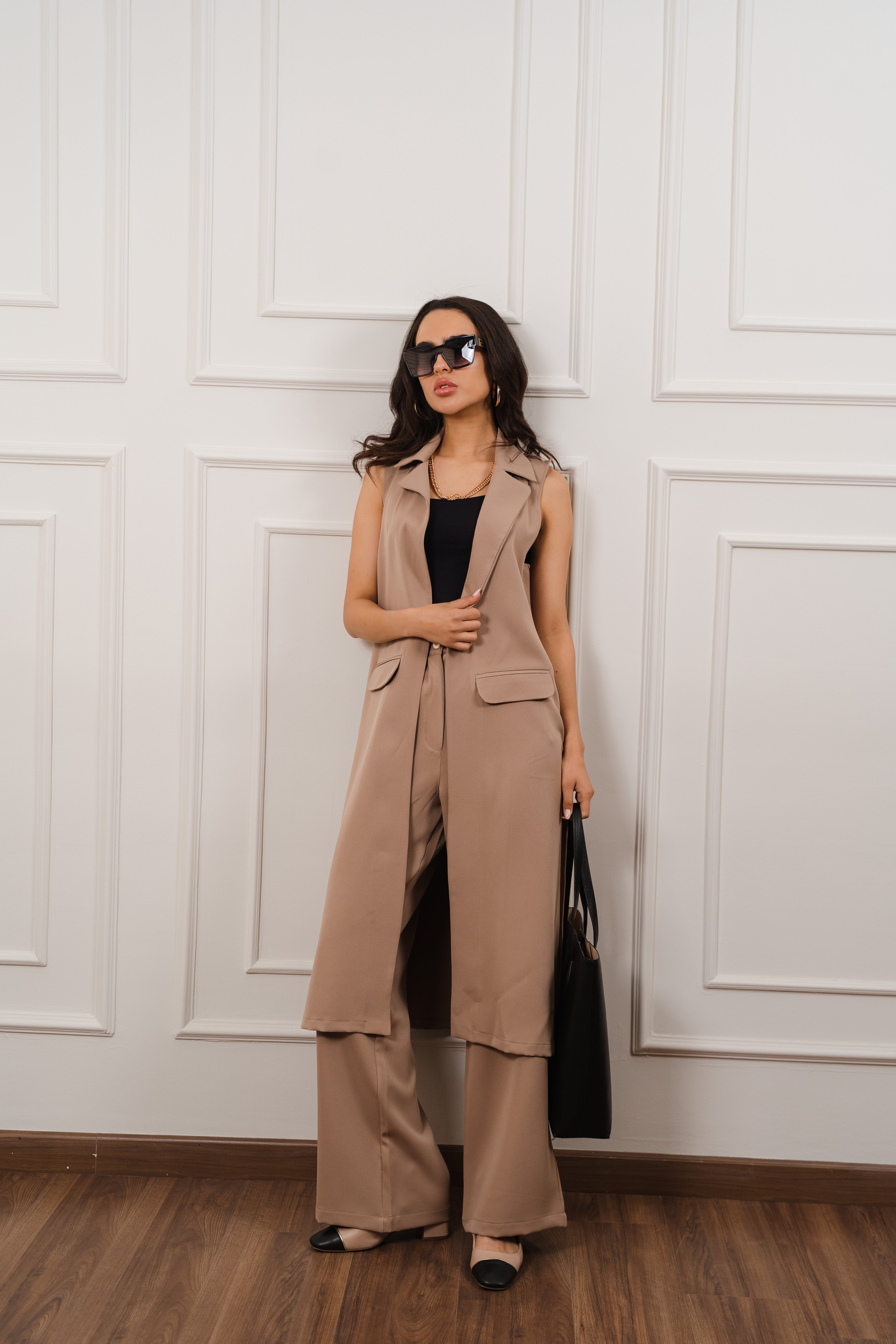 Long Classic Vest In Raw Umber