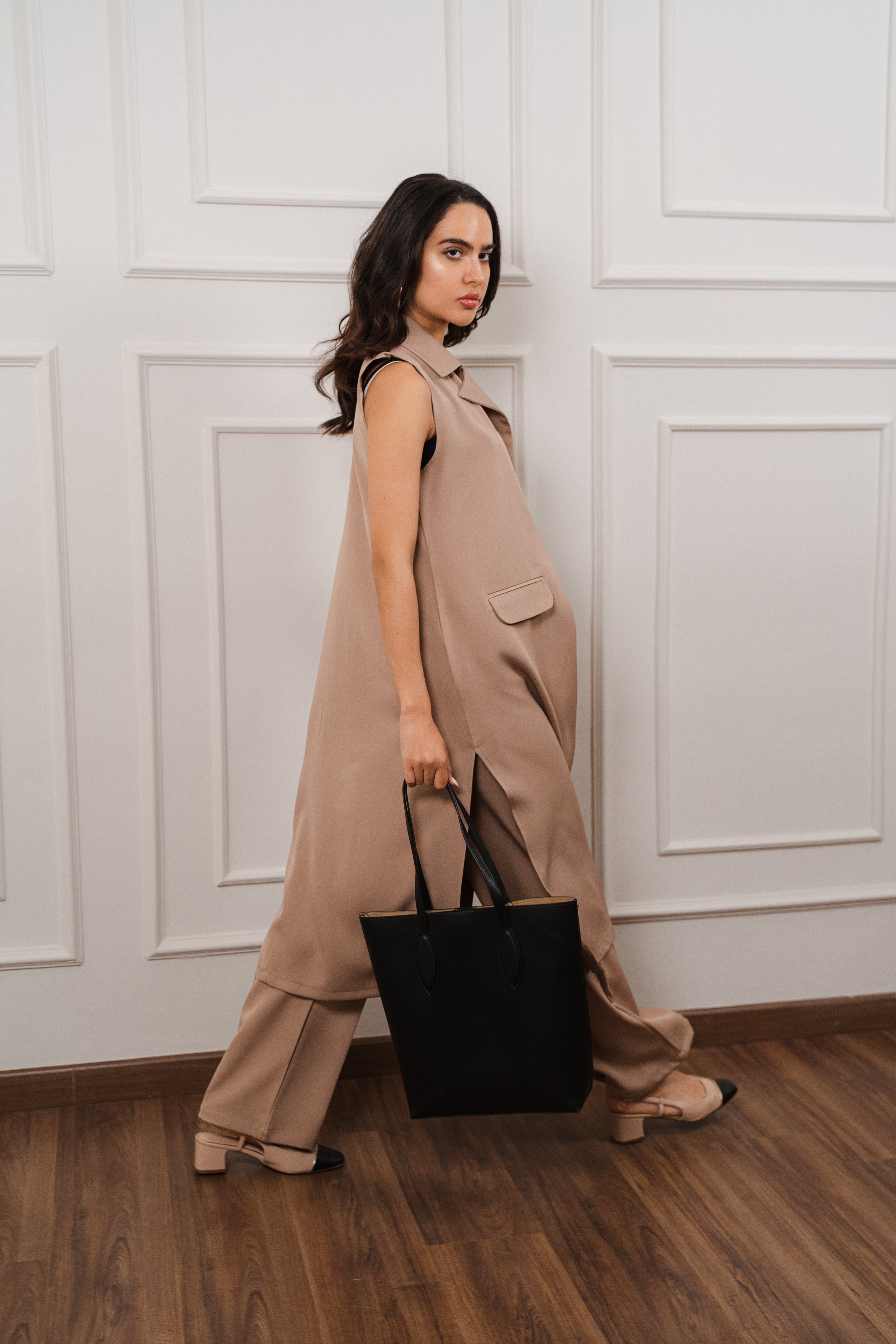 Long Classic Vest In Raw Umber