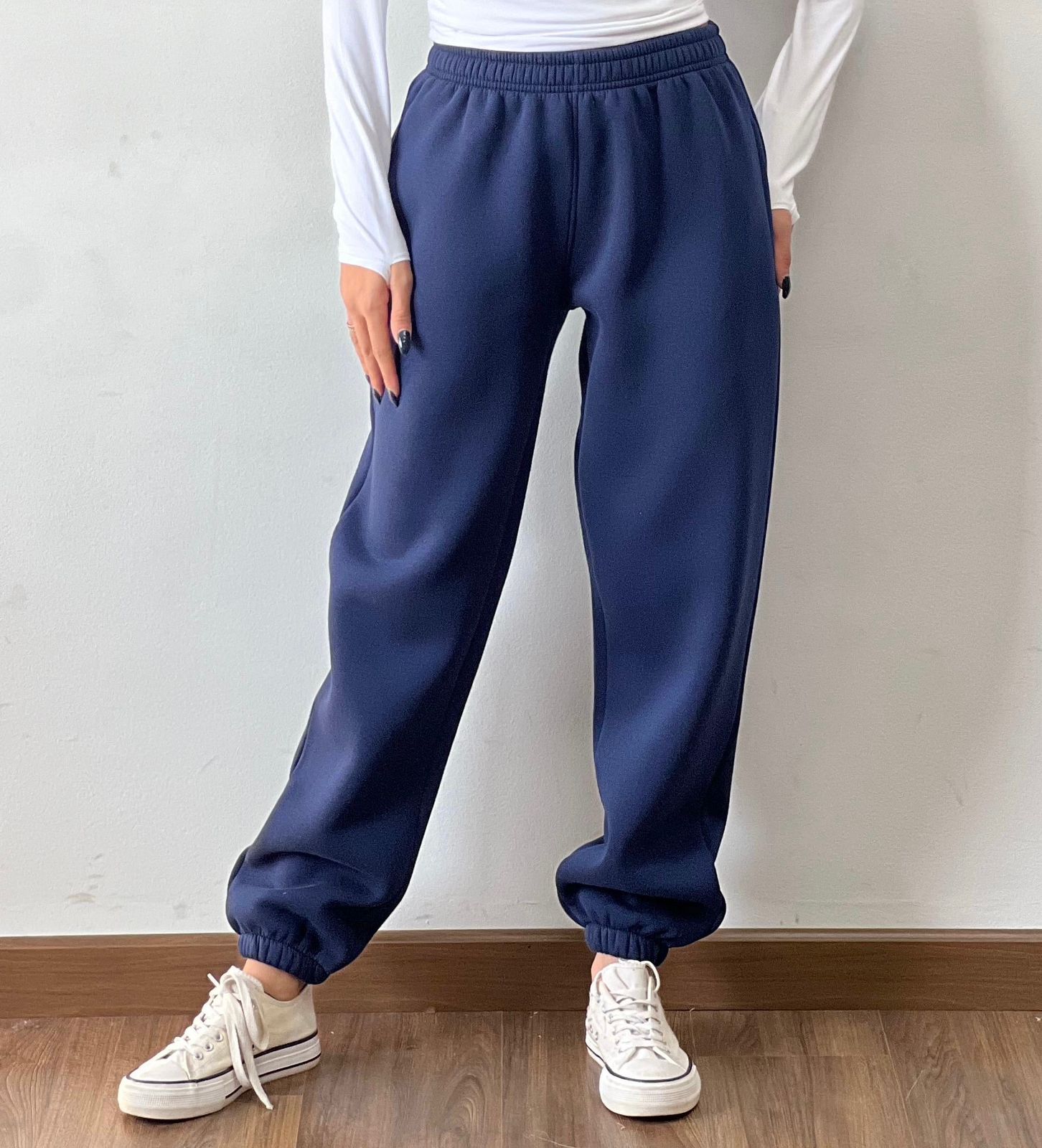 Solid Elastic Waist Joggers In Navy