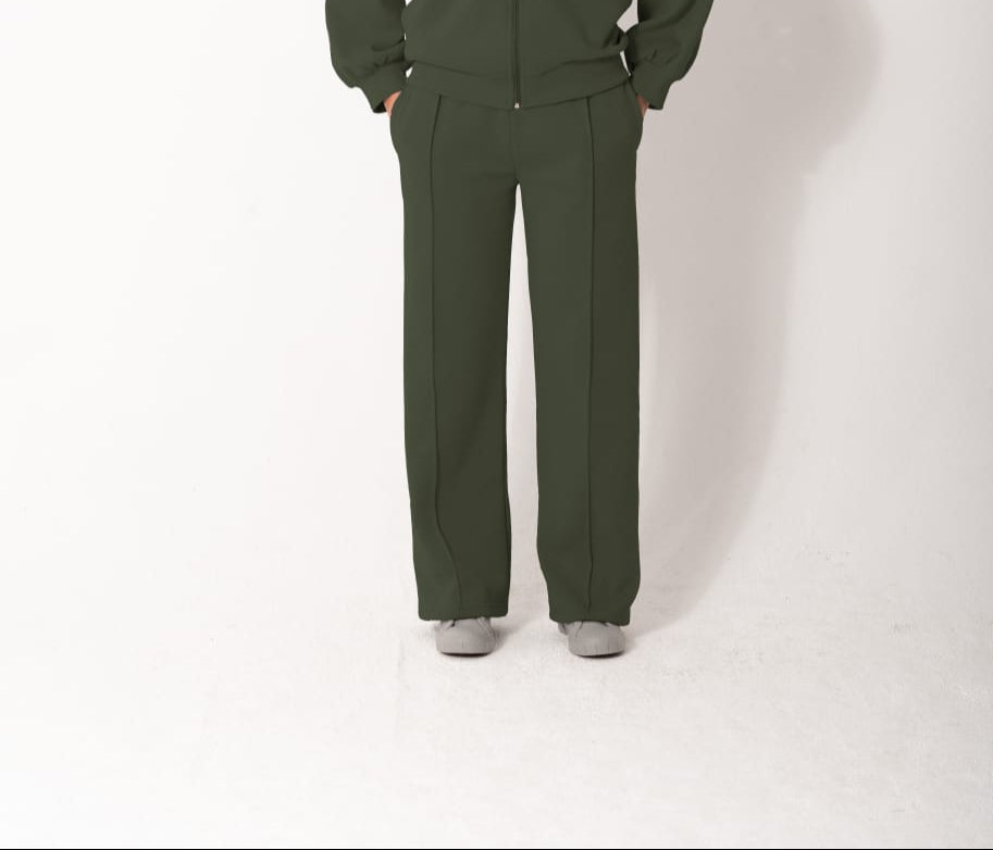 Soft Bomber Pants In Olive