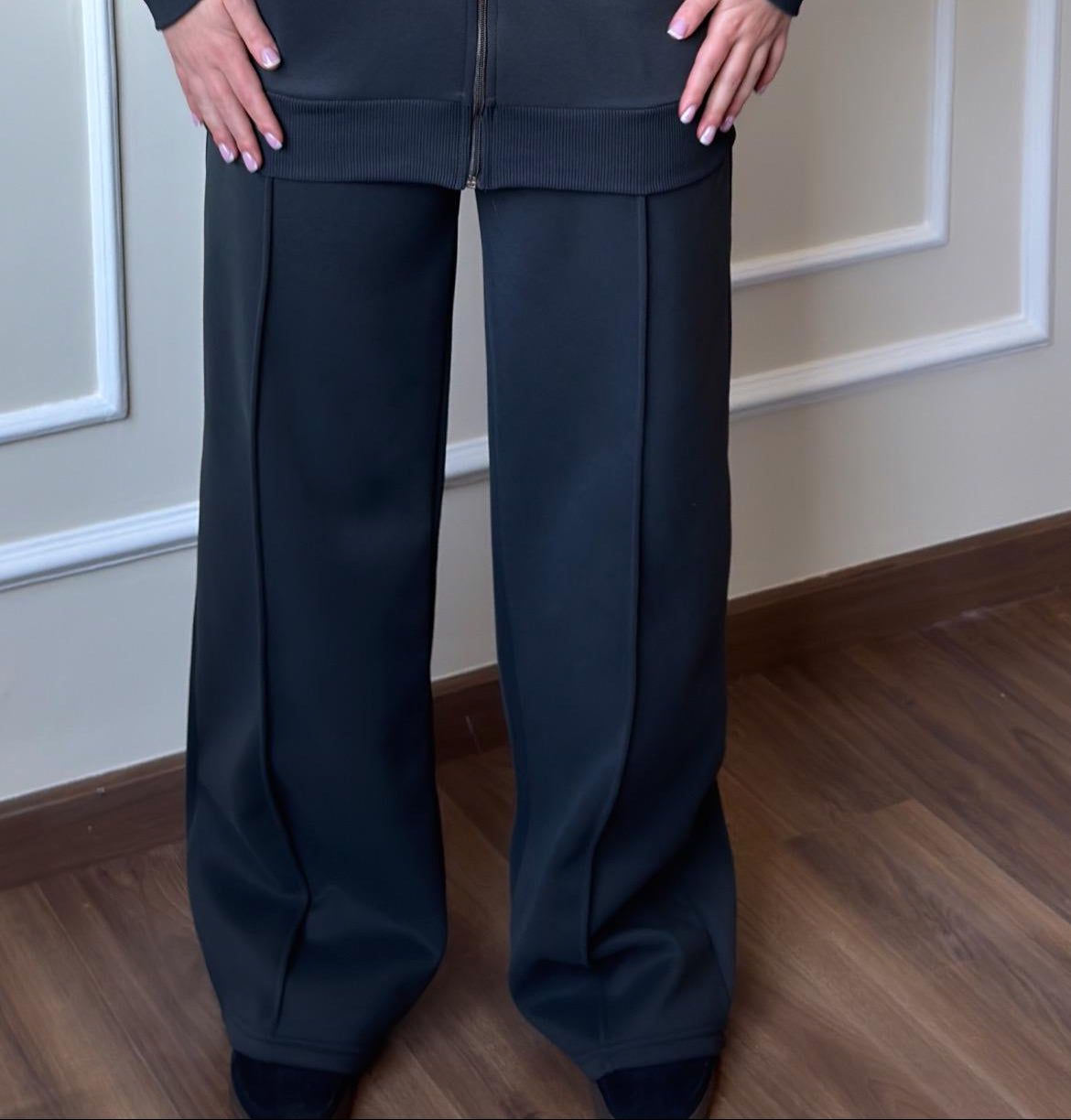 Soft Bomber Pants In Drak Grey